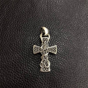 Chrome hearts CH克罗心官网纯银腾蛇图腾十字架吊坠